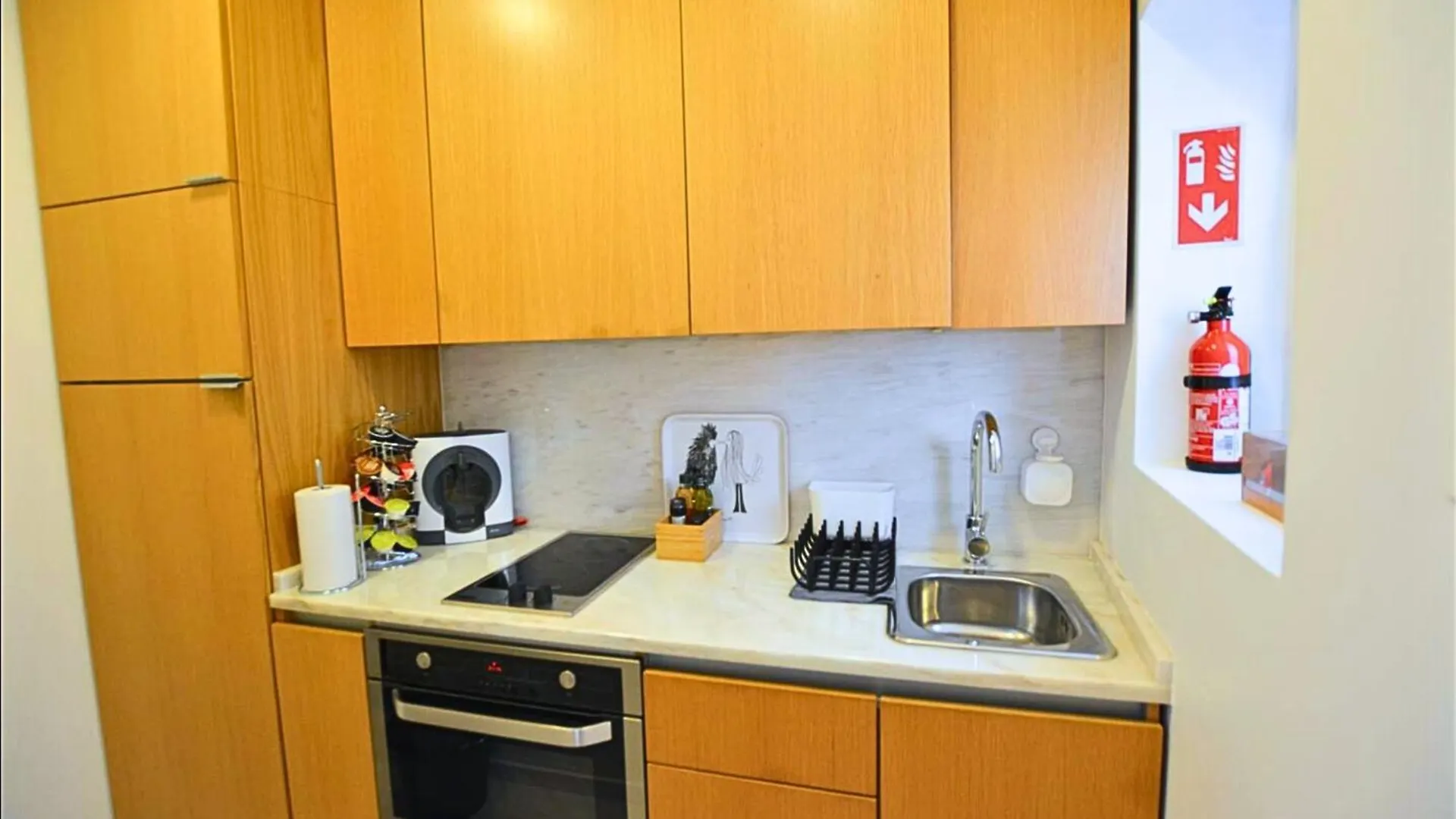 Alfama Charm House Apartment Lisbon 0*,